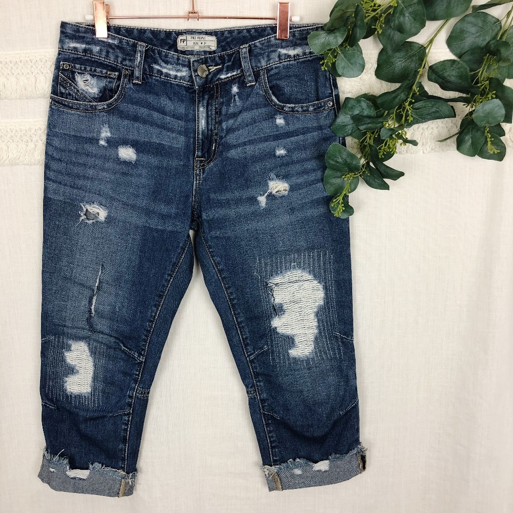 Free People | Distressed Boyfriend Capri | Size 27